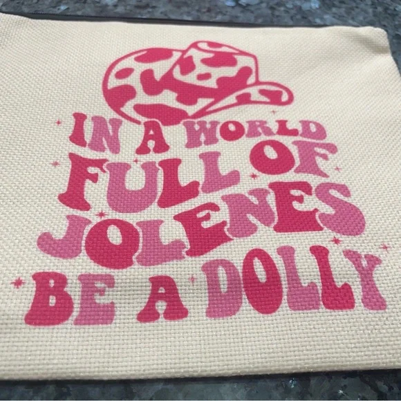 Dolly Parton Jolene makeup bag / NWOT - Picture 4 of 4